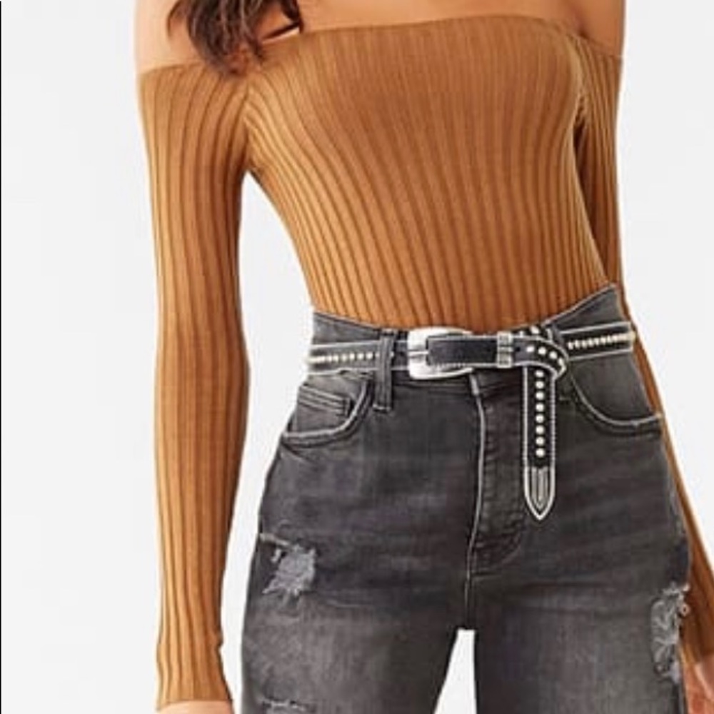 Cute mustard off shoulder shirt NEW